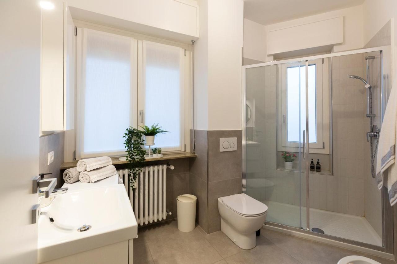 Brenta Floor - Mm3 Yellow Line Milaan