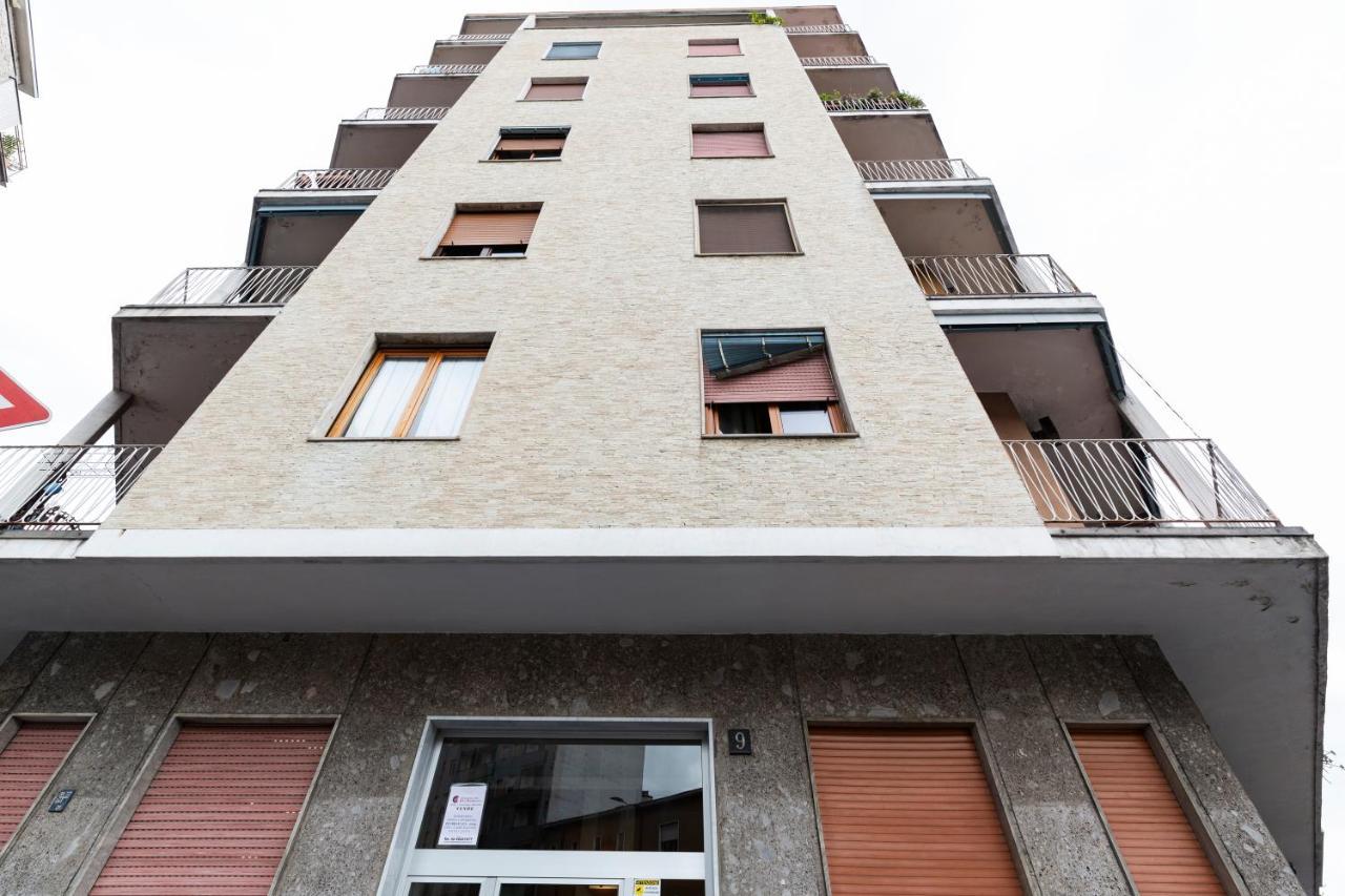 Brenta Floor - Mm3 Yellow Line Milaan